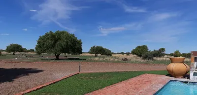 Almar Exclusive Game Ranch Hotel a 