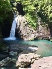 Ōgama Falls