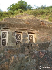 Mogalarajapuram Caves