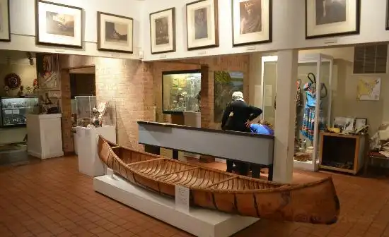Hotels in der Nähe von Mitchell Museum of the American Indian