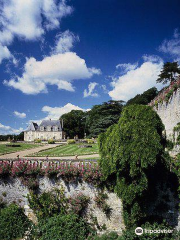 Castle de Valmer - Vins et Jardins