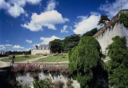 Castle de Valmer - Vins et Jardins