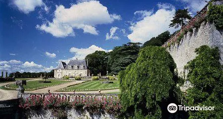Castle de Valmer - Vins et Jardins