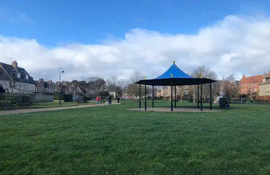 Hotels near Jubilee Gardens
