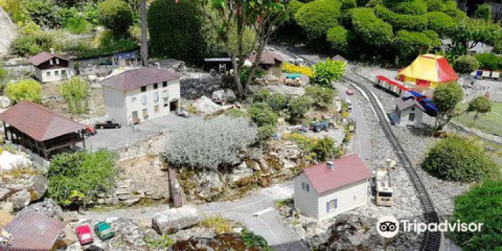 Domino's Pizza The Entrance