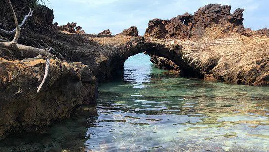 สะพานหิน เกาะลิบง Stone Arch (Rock Transformation)