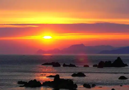 Hotels near Hiyoriyama Seacoast