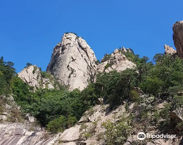 Biseondae Rocks