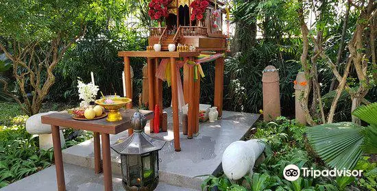 Shrine of the Goddess Tubtim