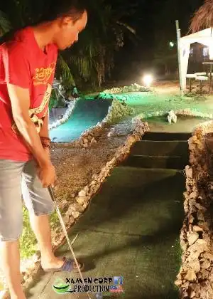 Hotel in zona Poppy's Minigolf & Kebab Cafe
