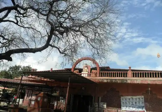 Akkalkot Swami Samarth Maharaj Temple附近的飯店