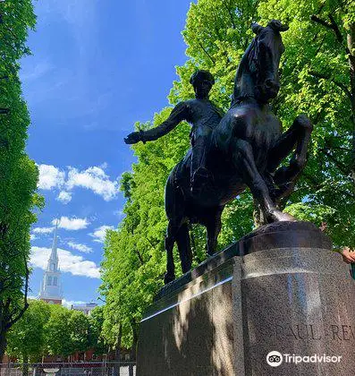 Paul Revere Statue