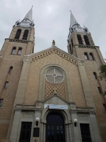 홀리 로사리 대성당