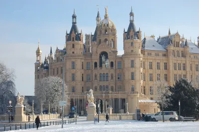 Biohotel Amadeus Hotels in der Nähe von St.-Marien-Dom zu Schwerin - Ev.-Luth. Domgemeinde Schwerin