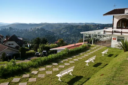 Chris Wellness Resort Hotel