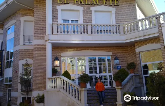 派樂溪德拉歐查酒店