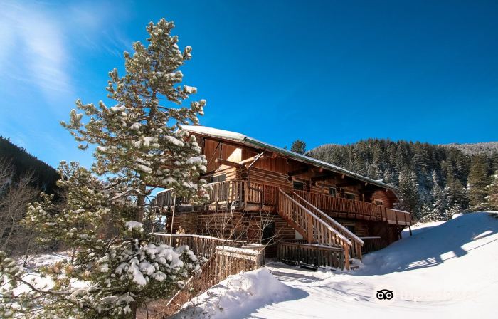 Judith Mountain Lodge