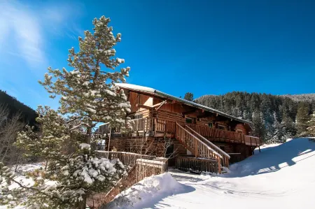 Judith Mountain Lodge