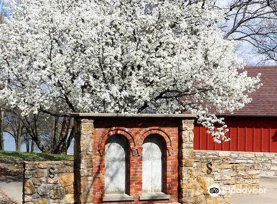 Wakarusa River Valley Heritage Museum