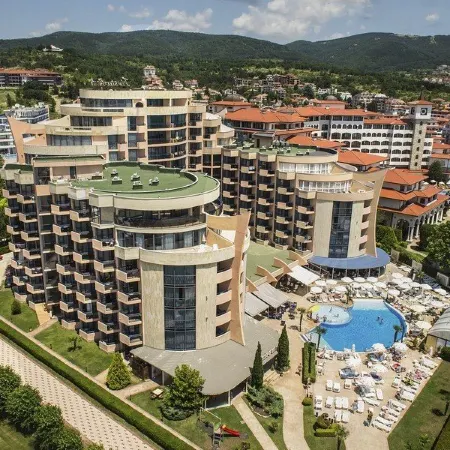 Hotel Zenith