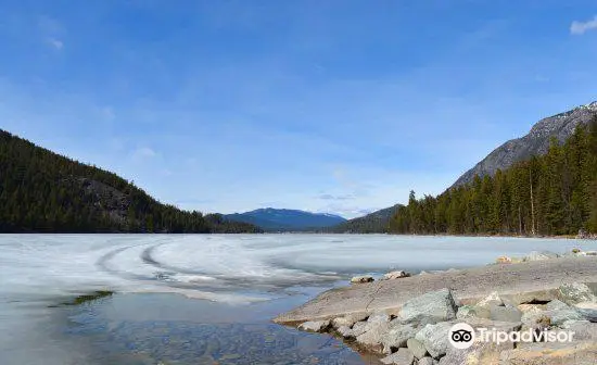 Premier Lake Provincial Park