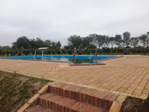 Salaš Farma 47-Miris Dunja Hotels in Cenej