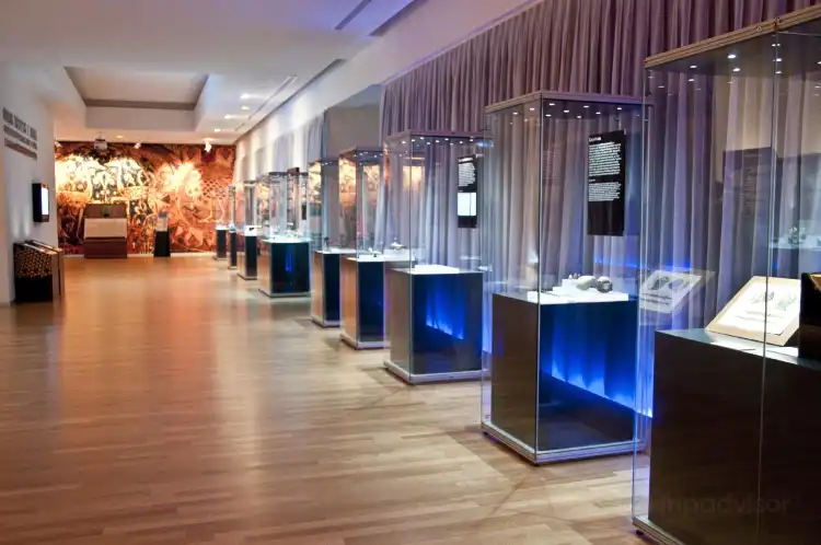 Hotels in der Nähe von Pabellon Al-Andalus y la Ciencia