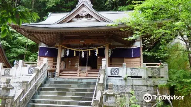 Kenmi-Jinjya (Kenmi Shrine)