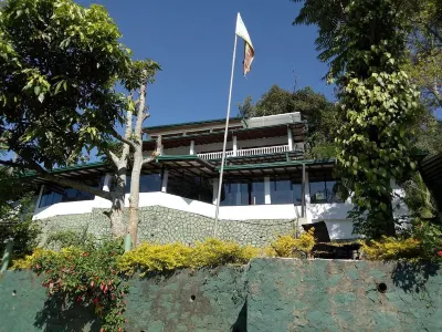 Misty Hills Ella Resort Hotels near Ella Black Pepper And Cinamon Garden