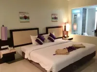 Am Surin Place Phuket