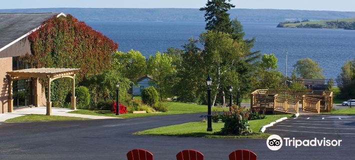 Silver Dart Lodge Hotels in Victoria County