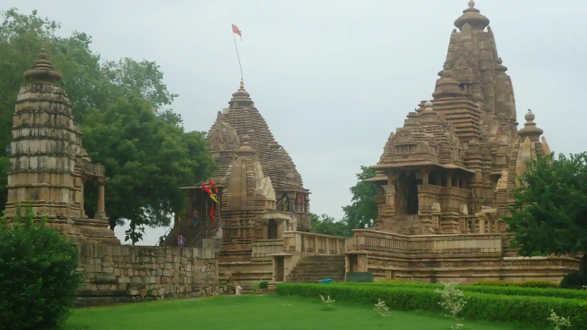 Hotels near Matangeshwar Temple