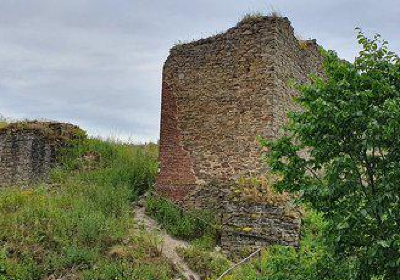Zricenina hradu Selenburg /hrad Cvilin/