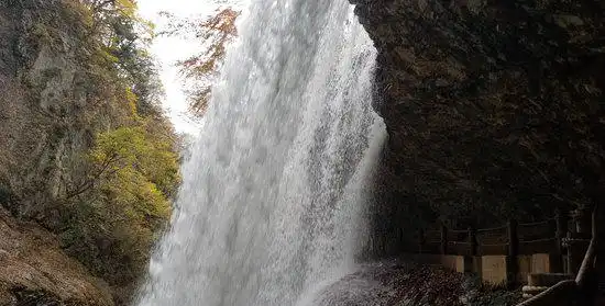 Hotel dekat Matsukawa Valley Hot Springs Takinoyu Shiawase no Mori