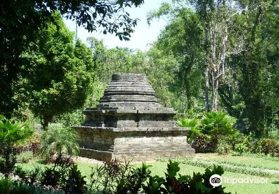 Sumberawan Temple