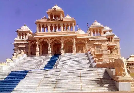 Hotels near Rehmani Masjid