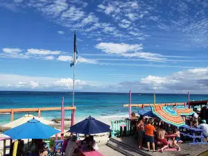 Nippers Beach Bar & Grill