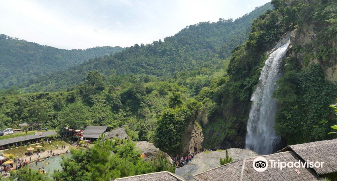 Bidadari Waterfall
