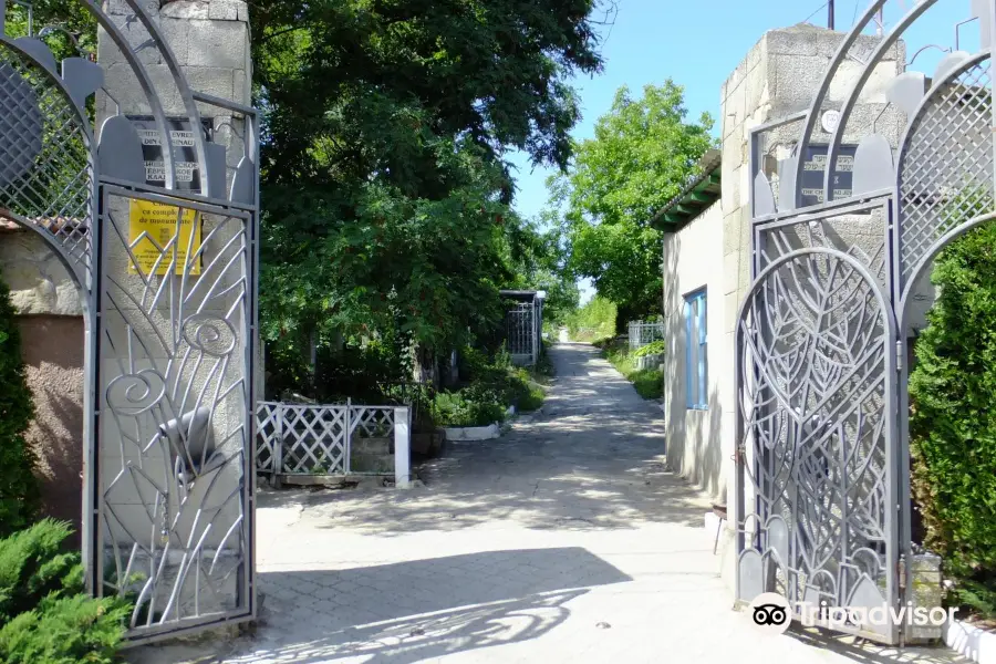 Jewish Cemetery