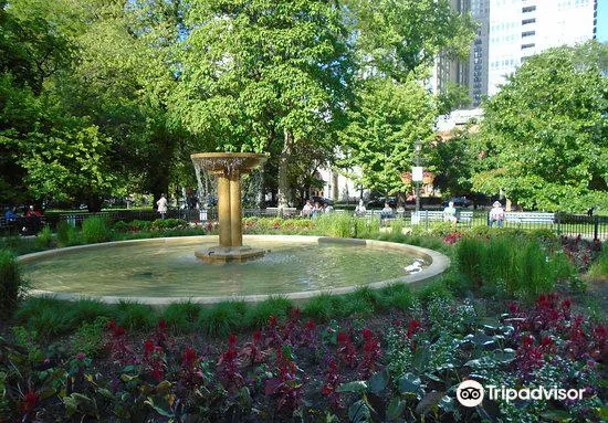 Washington Square Park