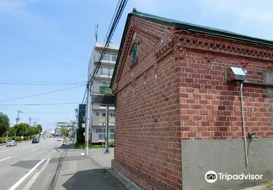 Former Numata Family Apple Warehouse