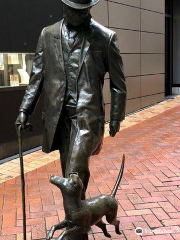 John Plimmer Statue