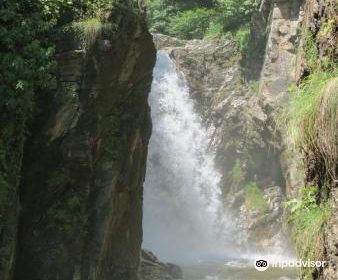 Skokovete waterfalls