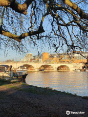 Riverside Walk