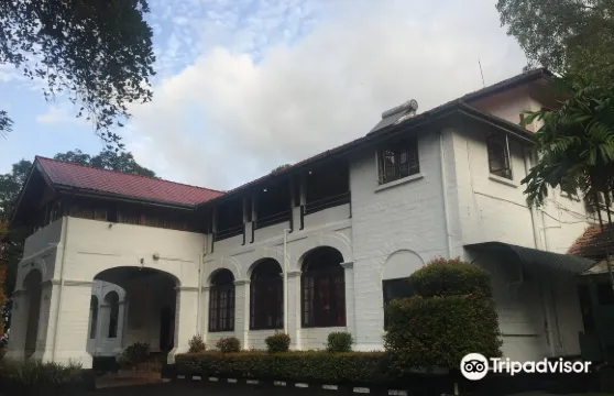 拉特納普勒休息小屋