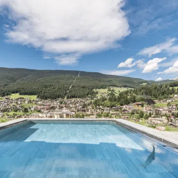 Rainell Dolomites Retreat Отели рядом с достопримечательностью «Museum de Gherdeina»