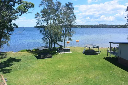 Dungowan Holiday Accommodation Hotels in Woollamia