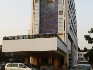 Gemini Continental Lucknow