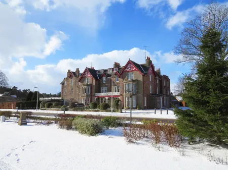 Glenesk Hotel Отели в г. Эдцелл