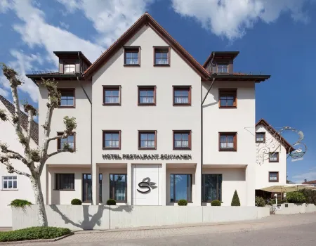 Hotel Schwanen Отели в г. Кирххайм-унтер-Текк